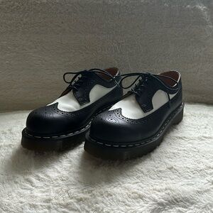 Dr Martens Unisex Bex 1461 Oxford Wing Tip Shoe